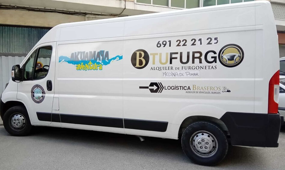 Alquiler de furgonetas Akuamaya
